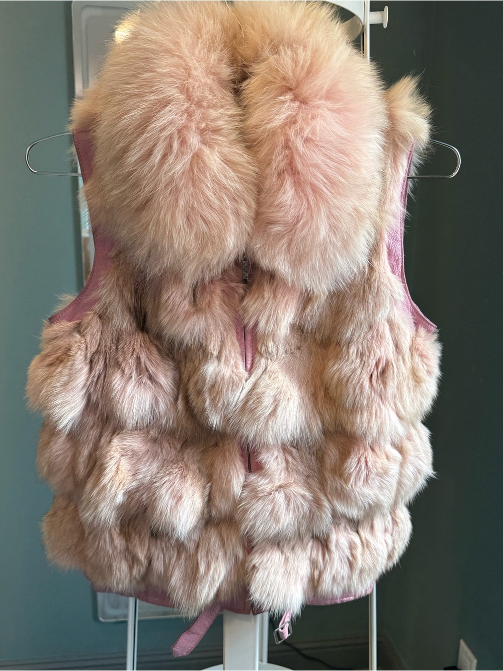 Luxurious Pink Fox Fur Vest